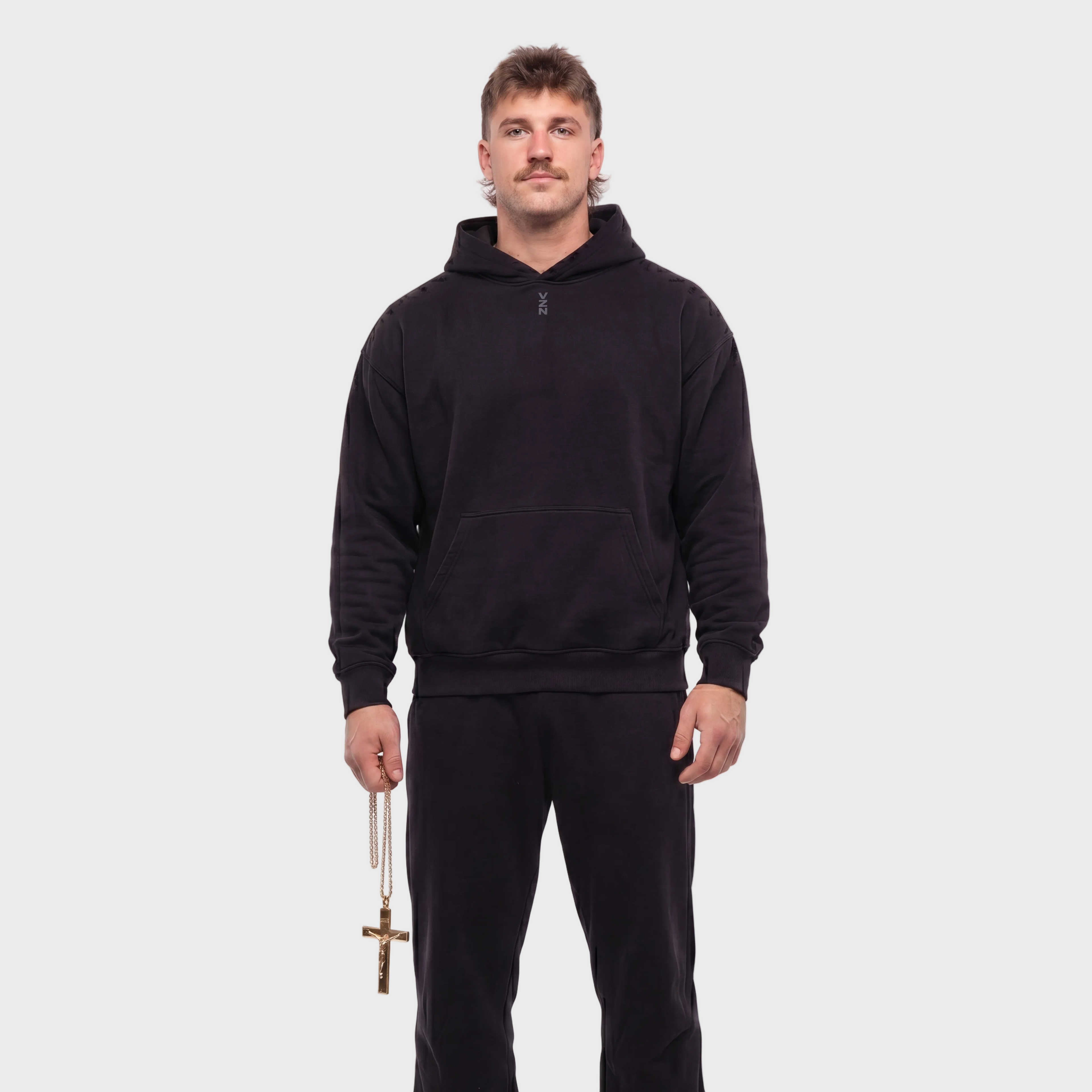 INVICTUS HOODIE