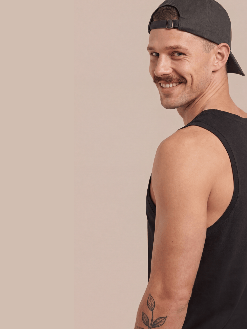 BLACK VZN TANK